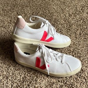 Veja Sneakers